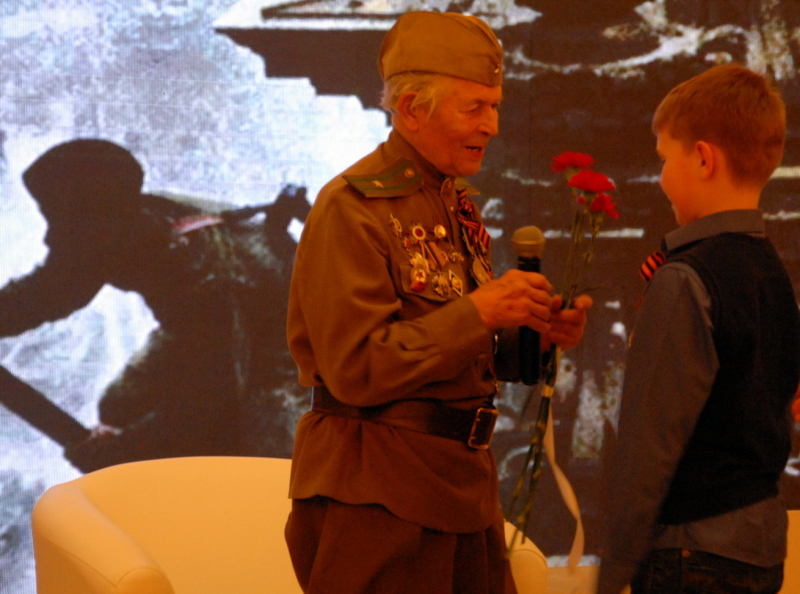 «… столько пережили и так отважно воевали ради того, чтобы мы сейчас просто жили, играли, учились» - А. Овчинников (ЦО № 5) Тульский Государственный Музей Оружия