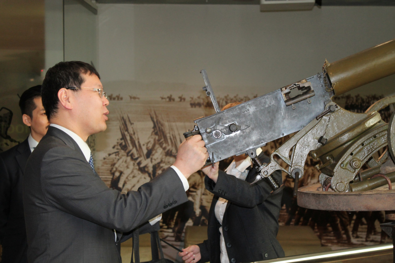 Полномочный министр Посольства Японии в России Токуро Фуруя: « В Японии нет такого музея». Тульский Государственный Музей Оружия