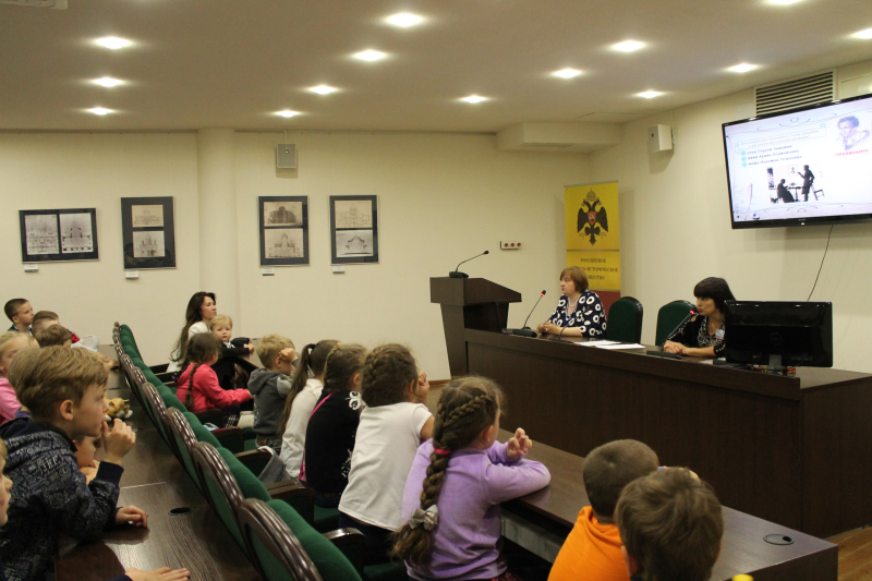 «Отразил он всю душу России!». Пушкинский день в музее оружия. Тульский Государственный Музей Оружия