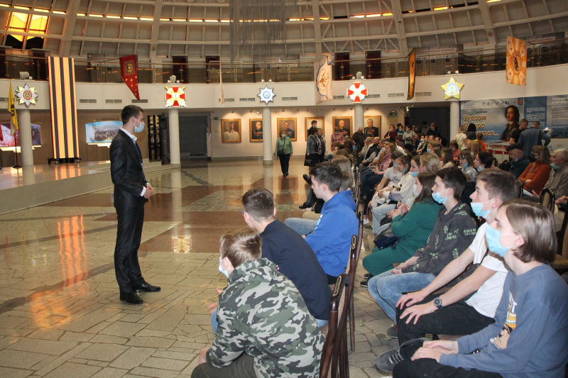 Свыше 14 тысяч гостей из разных регионов России посетили Тульский музей оружия в период с 30 апреля по 3 мая 2022 года Тульский Государственный Музей Оружия