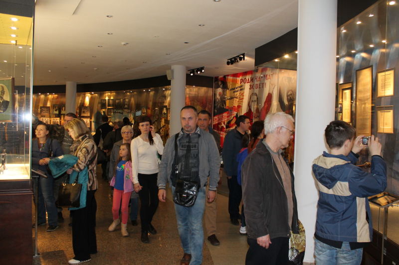 Наступила полночь… Более 10 000 посетителей радушно принял музей оружия в «Ночь музеев» … До новых встреч! Тульский Государственный Музей Оружия