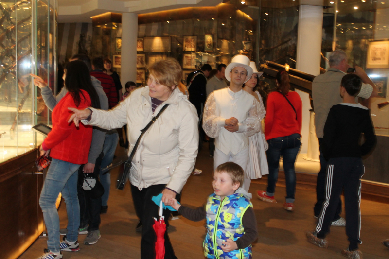 Наступила полночь… Более 10 000 посетителей радушно принял музей оружия в «Ночь музеев» … До новых встреч! Тульский Государственный Музей Оружия