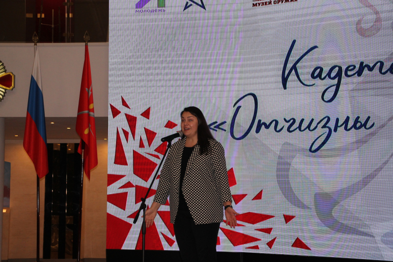 Ярким и незабываемым праздником под сводами здания-шлема Тульского музея оружия стал Кадетский бал «Отчизны верные сыны» Тульский Государственный Музей Оружия