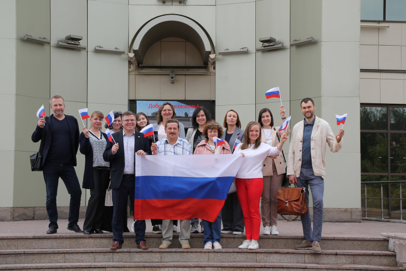 Вместе под флагом России в Тульском государственном музее оружия! Тульский Государственный Музей Оружия