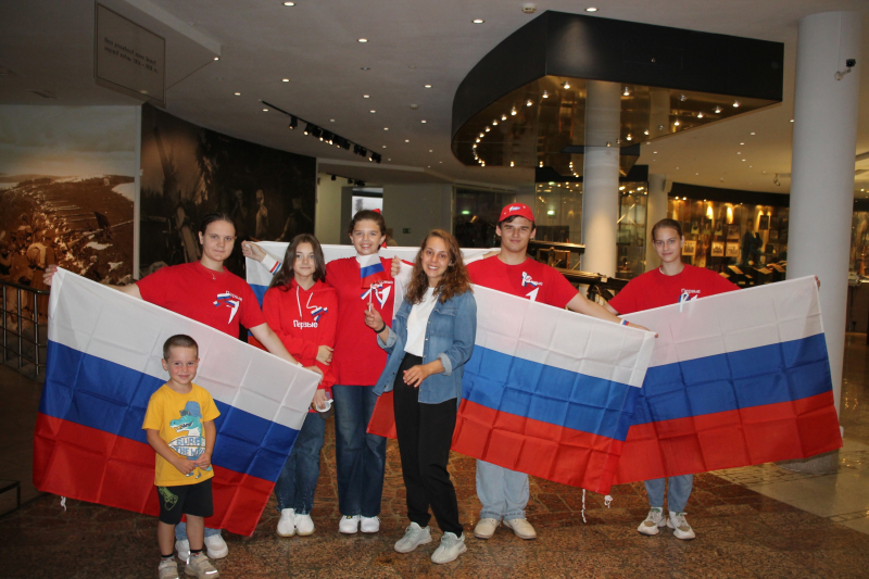 Вместе под флагом России в Тульском государственном музее оружия! Тульский Государственный Музей Оружия