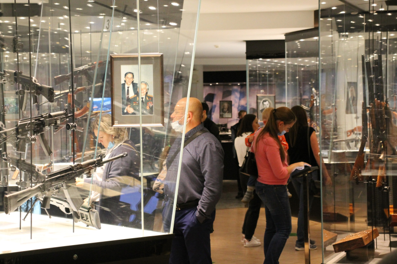 Ко Дню оружейника! Уже свыше трех с половиной тысяч сотрудников оборонных предприятий Тулы посетили музей оружия. Тульский Государственный Музей Оружия