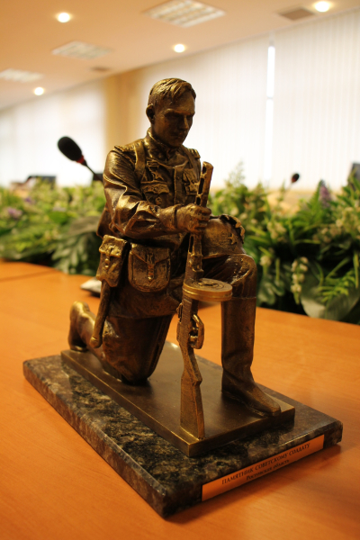 Советник Председателя Российского военно-исторического общества Р.И. Мединский посетил Тульский музей оружия Тульский Государственный Музей Оружия