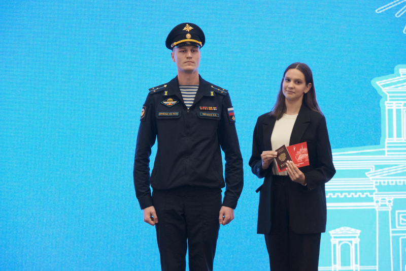 В Тульском государственном музее оружия состоялась торжественная церемония вручения паспорта гражданина Российской Федерации Тульский Государственный Музей Оружия