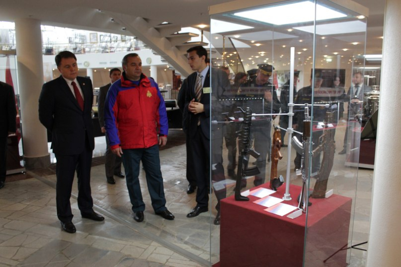 Министр Российской Федерации В.А. Пучков посетил Тульский государственный музей оружия Тульский Государственный Музей Оружия