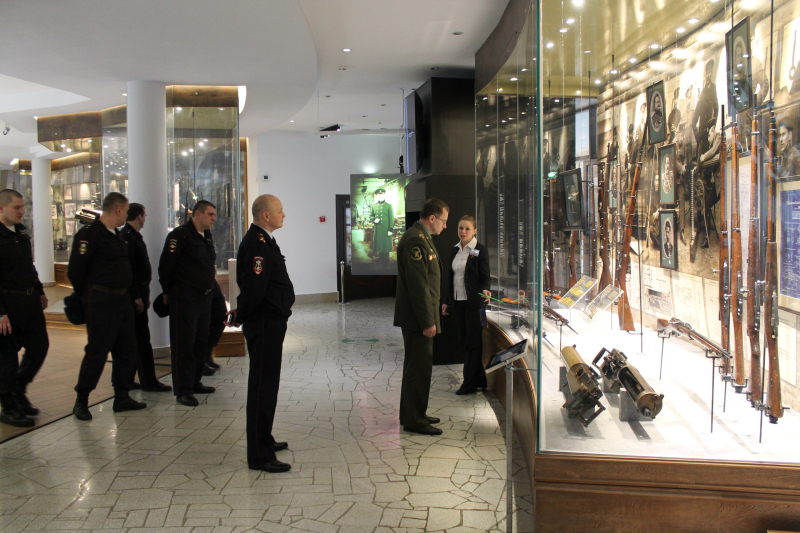 «На боевом посту». Интервью с героями-гвардейцами тульской земли в музее оружия. Тульский Государственный Музей Оружия