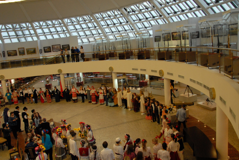 Цвети, наш край! Живите в мире, люди! Тульский Государственный Музей Оружия