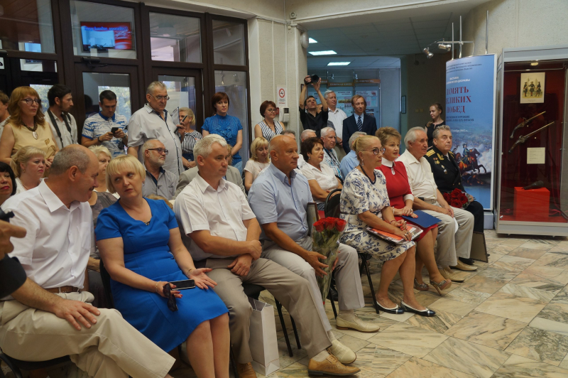 «Очень благодарны за интересный рассказ и показ оружия, сделанного тульскими оружейниками» - белгородцы о выставке музея оружия Тульский Государственный Музей Оружия