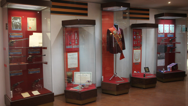 Легенда стрелкового спорта»! В Тульском государственном музее оружия открылась выставка, посвященная 100-летию Ефима Леонтьевича Хайдурова – всемирно известного конструктора спортивного оружи Тульский Государственный Музей Оружия