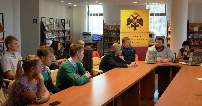 Из Фонда «Русские витязи» в фонд музея оружия Тульский Государственный Музей Оружия