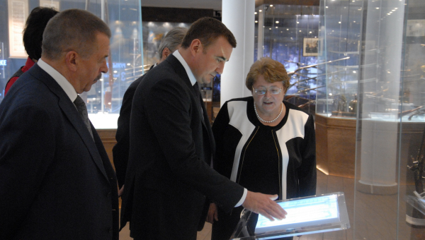 Врио Губернатора Тульской области А.Г.Дюмин посетил новое здание Тульского музея оружия Тульский Государственный Музей Оружия