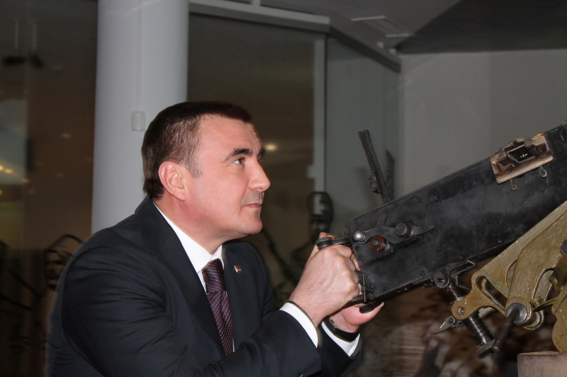 Врио Губернатора Тульской области А.Г.Дюмин посетил новое здание Тульского музея оружия Тульский Государственный Музей Оружия