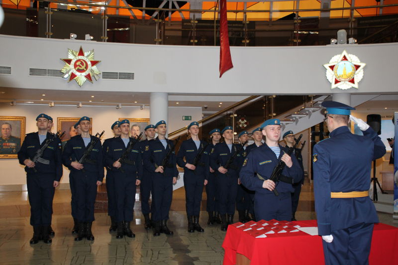 «Вы стали частью Великой и непобедимой армии России!». Тульский Государственный Музей Оружия