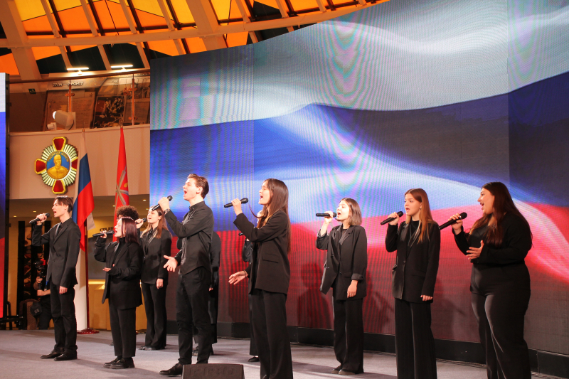 Торжественная церемония открытия VI Всероссийского фестиваля клубов «Учитель года» «Российское учительство: воспитание через любовь» состоялась сегодня в Тульском государственном музее оружия Тульский Государственный Музей Оружия