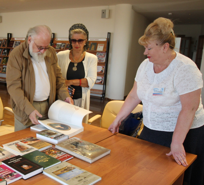 К 145-летию музея оружия! Подарки, поздравления! Председатель Научного совета РВИО В.Е. Чуров. Тульский Государственный Музей Оружия
