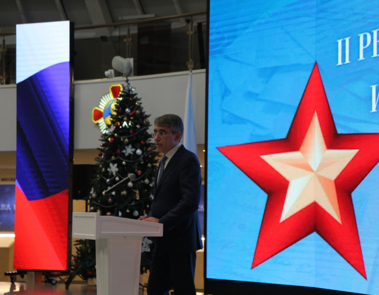 «От истоков боевой славы - до подвигов современных героев»: в Тульском музее оружия состоялся II региональный слет именных школ Тульской области, посвященный Дню Героев Отечества. Тульский Государственный Музей Оружия