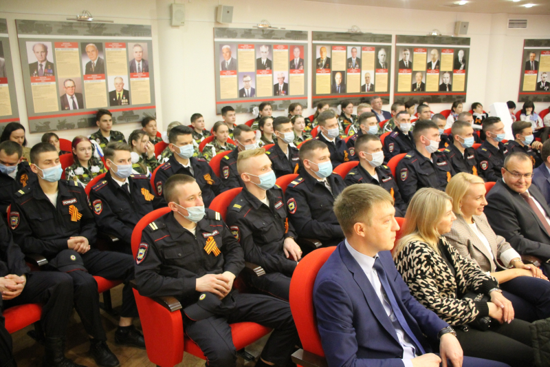 «Связь времен и поколений»: патриотический форум в Тульском музее оружия в канун 77-й годовщины Победы в Великой Отечественной войне Тульский Государственный Музей Оружия