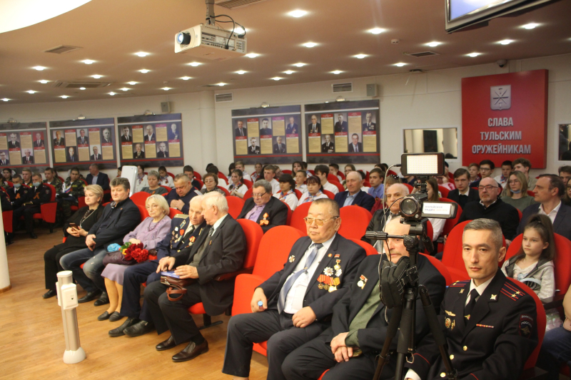 «Связь времен и поколений»: патриотический форум в Тульском музее оружия в канун 77-й годовщины Победы в Великой Отечественной войне Тульский Государственный Музей Оружия
