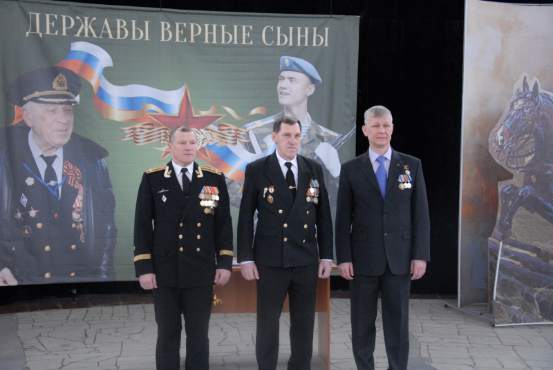 «Тайфун»: торжественное построение в музее оружия! Тульский Государственный Музей Оружия