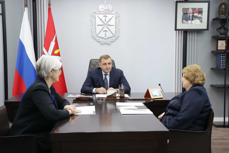 21 февраля Губернатор Тульской области А.Г. Дюмин провел рабочую встречу с директором Тульского государственного музея оружия Н.И. Калугиной по вопросу празднования в 2023 году 150-летия Туль Тульский Государственный Музей Оружия