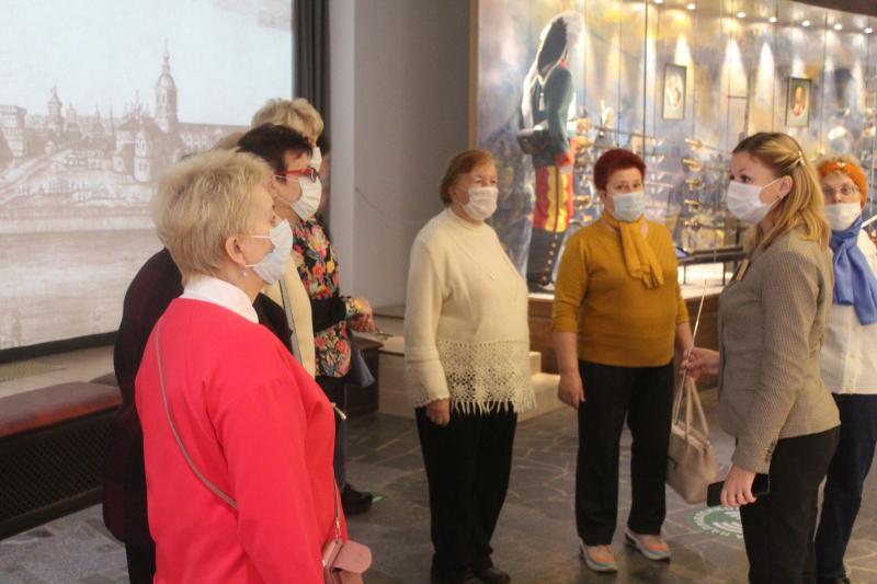 В Год Памяти и Славы в музее оружия почетные гости – ветераны из города Пущино. Тульский Государственный Музей Оружия