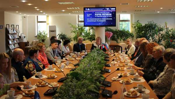 «Из поколения в поколение. Музейные оружейные династии»: круглый стол в Тульском государственном музее оружия в «Ночь музеев»! Тульский Государственный Музей Оружия