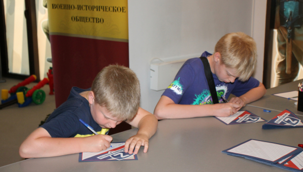 Патриотическая акция «Письмо Zащитникам Отечества» в музее оружия Тульский Государственный Музей Оружия