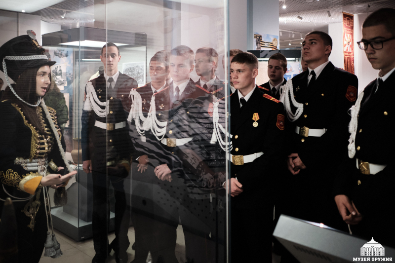 Сегодня в здании Тульского государственного музея оружия на территории Тульского кремля состоялась торжественная церемония открытия выставки «Воинская слава России»! Тульский Государственный Музей Оружия
