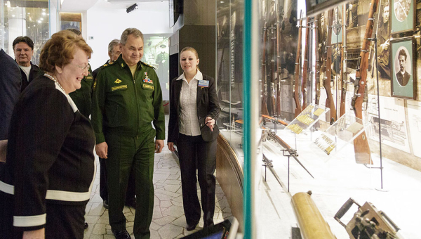 Министр обороны России С.К. Шойгу посетил Тульский музей оружия. Тульский Государственный Музей Оружия
