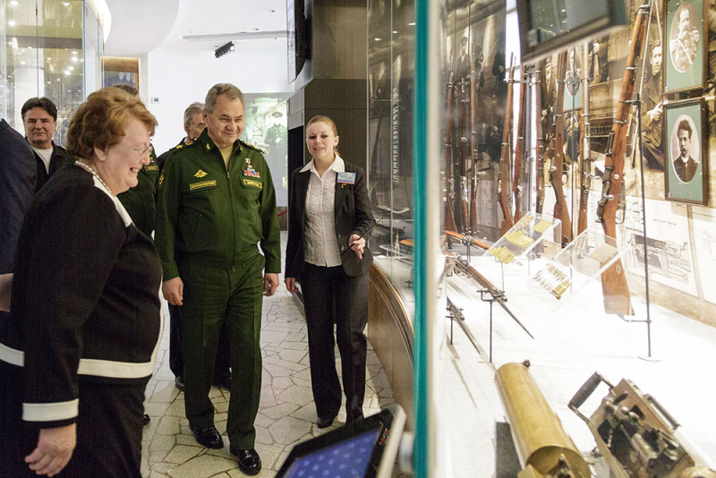 Министр обороны России С.К. Шойгу посетил Тульский музей оружия. Тульский Государственный Музей Оружия