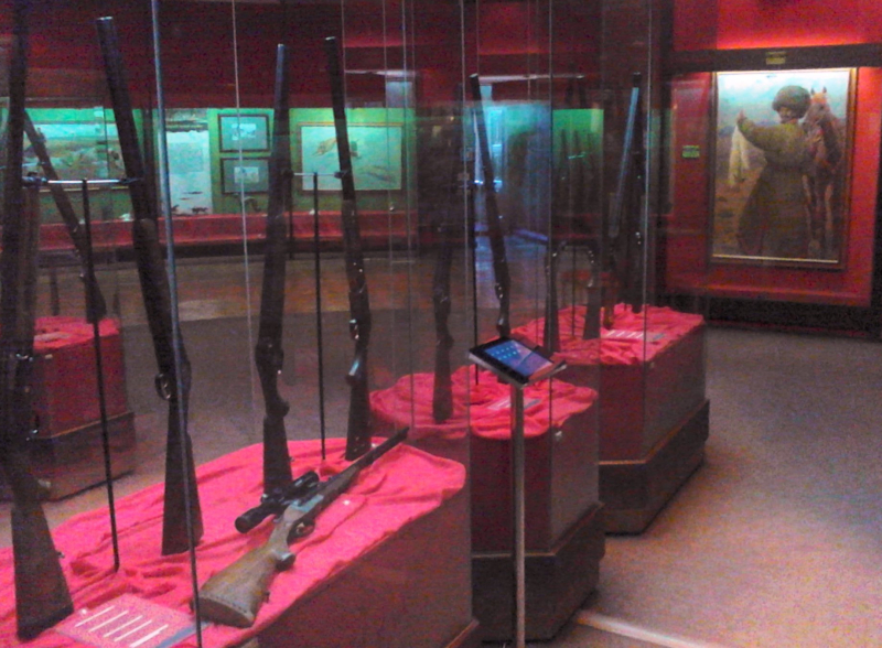 Подробная информация о каждом экспонате в электронном виде! Все для комфорта и удобства посетителей! Тульский Государственный Музей Оружия
