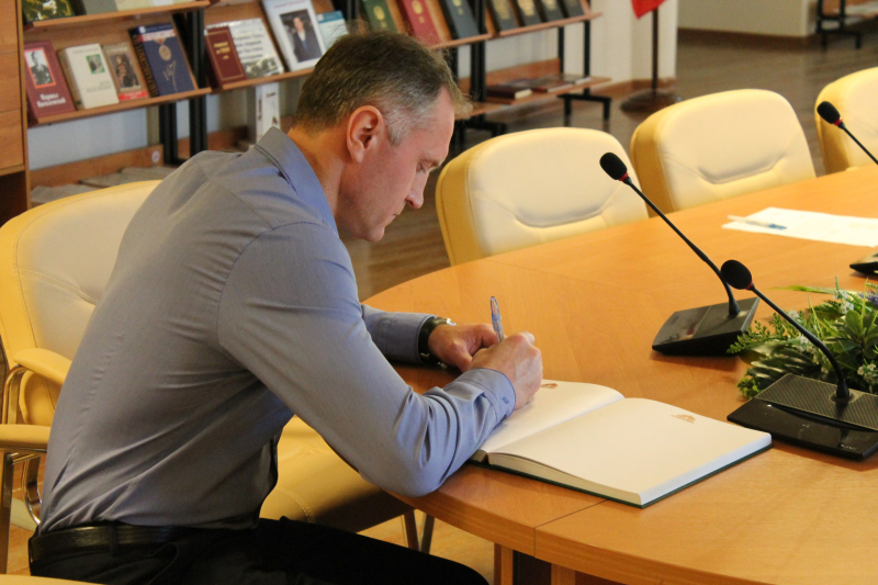 «Уникальный, грандиозный музей!» - экипаж подводного крейсера «Дмитрий Донской» о музее оружия. Тульский Государственный Музей Оружия