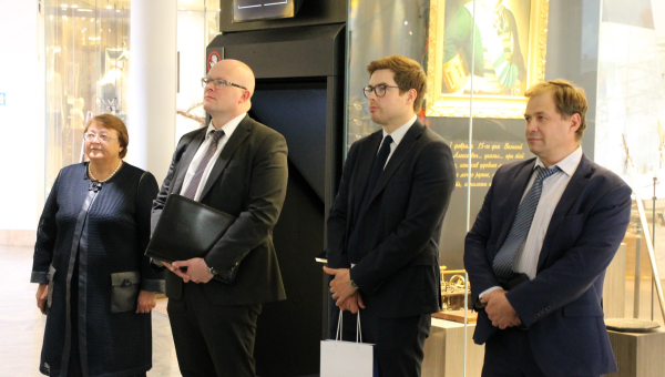 Музей оружия посетил Посол Финляндии в России Микко Хаутала Тульский Государственный Музей Оружия