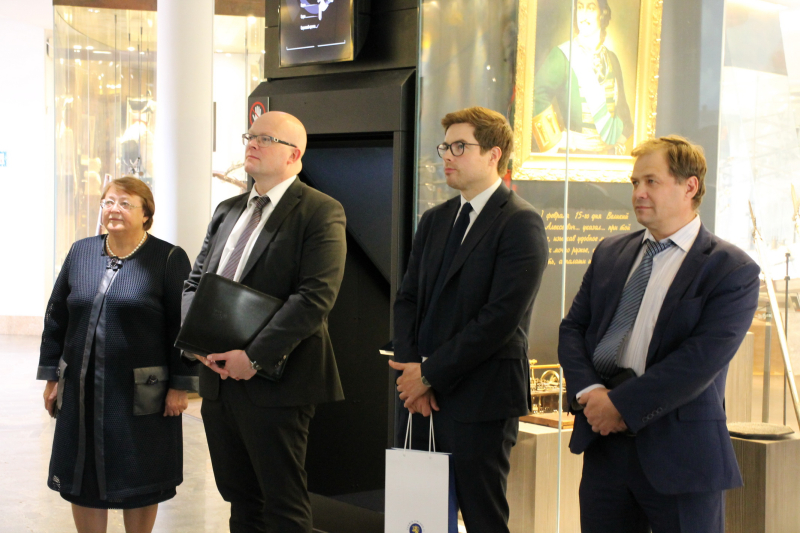 Музей оружия посетил Посол Финляндии в России Микко Хаутала Тульский Государственный Музей Оружия