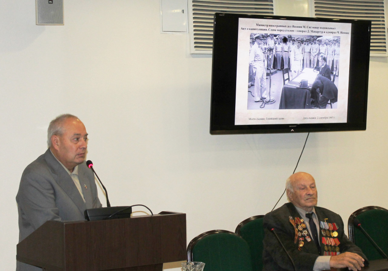 Вспоминая героев Второй мировой войны: встреча ветеранов с молодежью в музее оружия. Тульский Государственный Музей Оружия