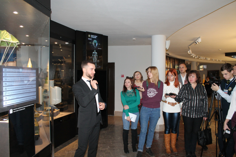 Презентация завершающей части новой экспозиции на 4 и 5 этажах шлема для журналистов! Завеса тайны приоткрыта! Тульский Государственный Музей Оружия
