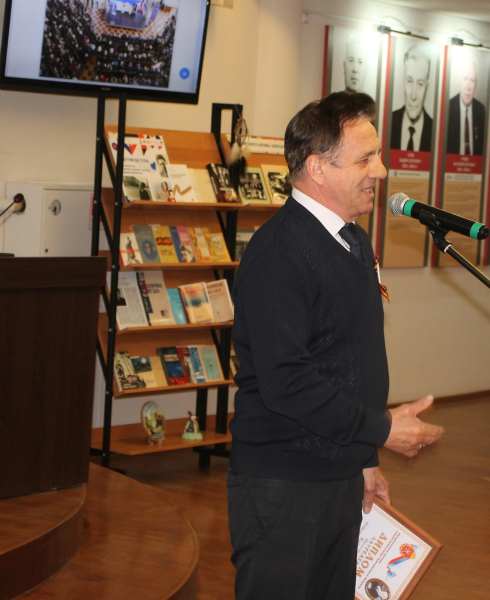 Первый в писательском союзе туляков: К 110-летию со дня рождения Александра Лаврика. Тульский Государственный Музей Оружия