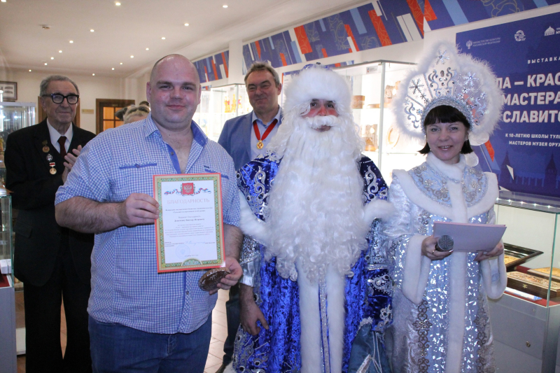 «Тула – красавица, мастерами славится! К 10-летию Школы тульских мастеров музея оружия»: в Тульском государственном музее оружия открылась новая выставка! Тульский Государственный Музей Оружия