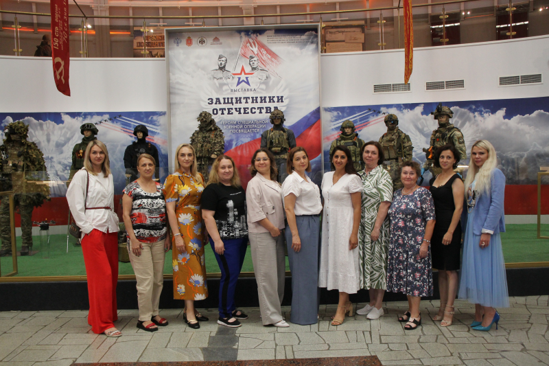 Сегодня музей радушно принимал участников межрегионального семинара-совещания: руководителей и представителей автономных социально- ориентированных некоммерческих организаций Тульский Государственный Музей Оружия