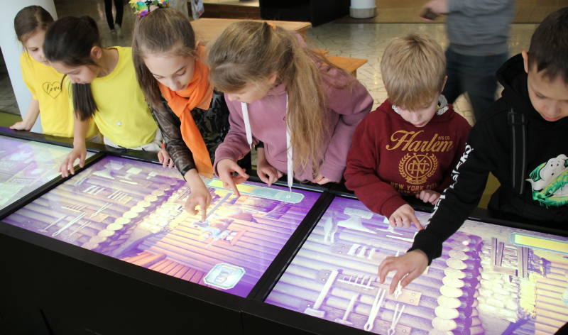 Фотогалерея новогоднего праздника «На страже сокровищ волшебного Шлема» в Тульском музее оружия. Дорогие мальчишки и девчонки, сказочные герои ждут вас! Тульский Государственный Музей Оружия