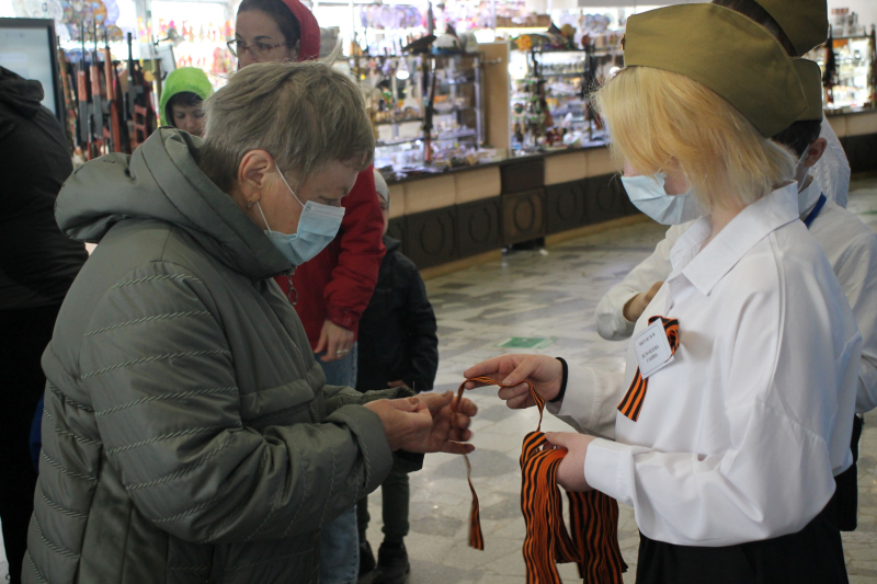 Праздничные мероприятия в Тульском музее оружия продолжаются! Патриотические акции «Под Знаменем Победы!» и «Георгиевская ленточка»! Тульский Государственный Музей Оружия