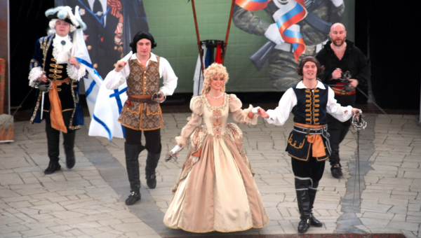 11 июня, 14.00, здание-шлем. Новая театрализованная военно-историческая программа творческого коллектива «Несокрушимые». Тульский Государственный Музей Оружия