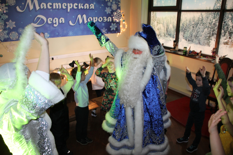 «Мастерская Деда Мороза» в Тульском музее оружия завершила свою работу. Тульский Государственный Музей Оружия