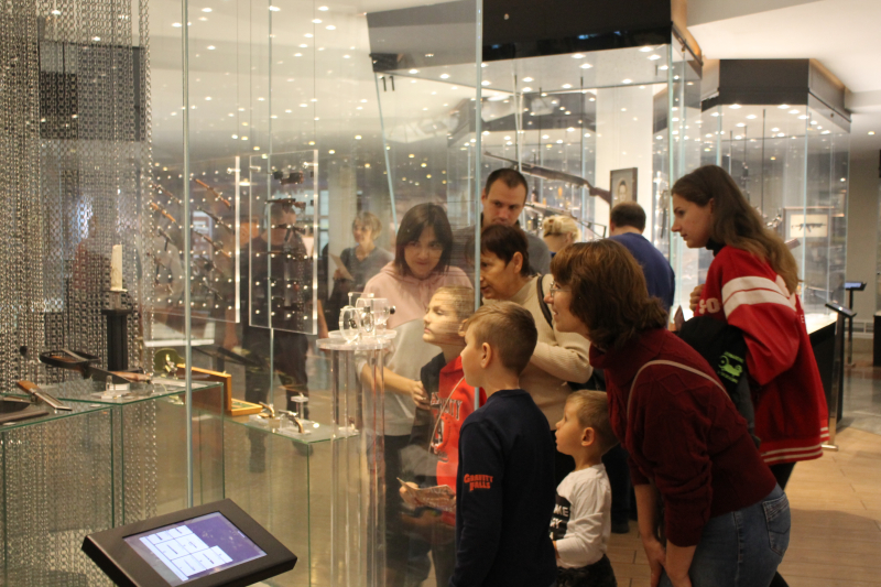 В Тульском музее оружия завершилась акция «Подарок оружейнику». Тульский Государственный Музей Оружия