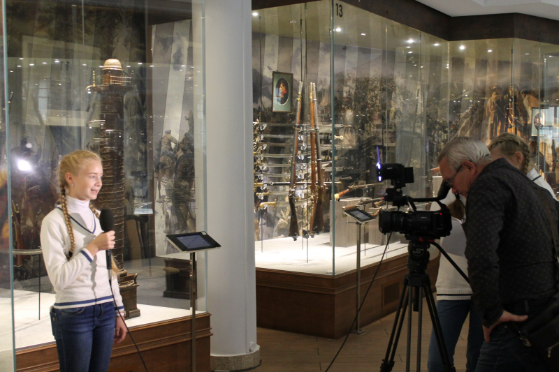 Воспитанницы московского кадетского корпуса «Пансион воспитанниц Министерства обороны РФ» в музее оружия Тульский Государственный Музей Оружия