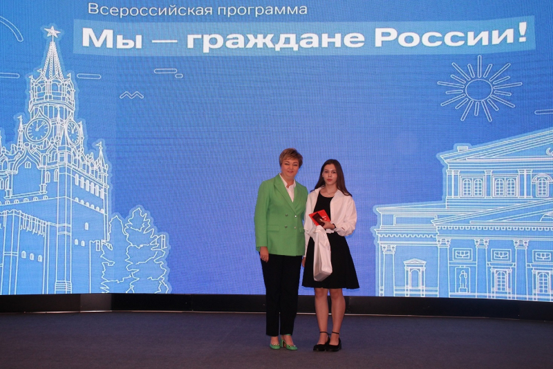 В Тульском государственном музее оружия состоялась торжественная церемония вручения паспорта гражданина Российской Федерации! Тульский Государственный Музей Оружия